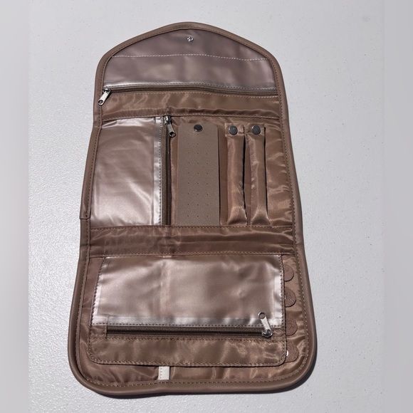 8 Other Reasons Brown Faux Leather Travel Jewelry Organizer Roll Clutch - Picture 5 of 12